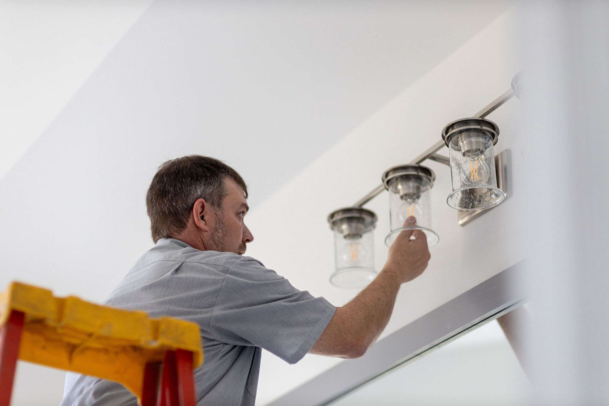 Electricians in Bethesda MD 3 Southern Electrical Custom Home Electrician 29