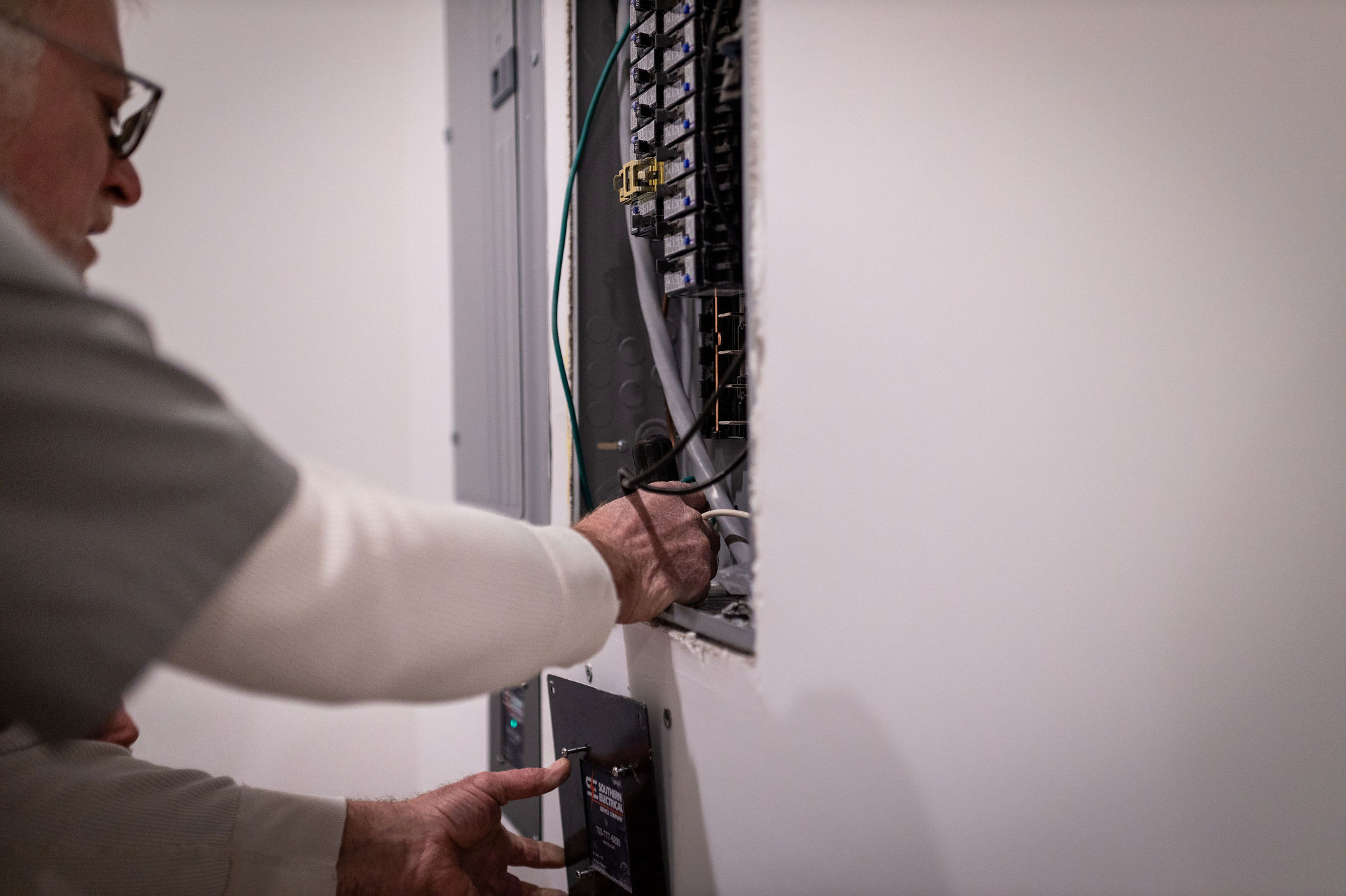 Electricians in Gaithersburg MD 2 Southern Electrical Custom Home Electrician 3