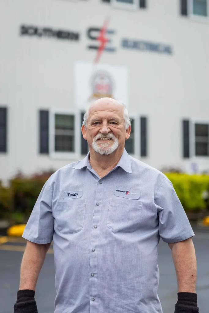 Southern Electrical SouthernElectrical TeamMembers 18