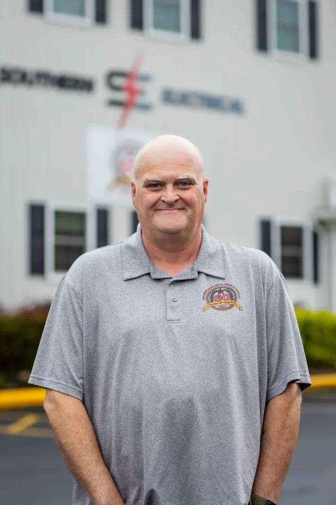 Southern Electrical SouthernElectrical TeamMembers 24